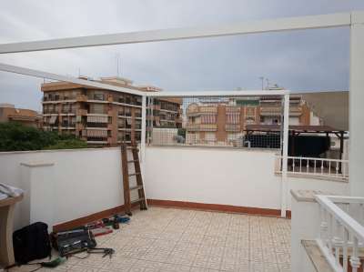 Techo cubierta carpintería de aluminio en terraza- persianas Guardiola Alicante